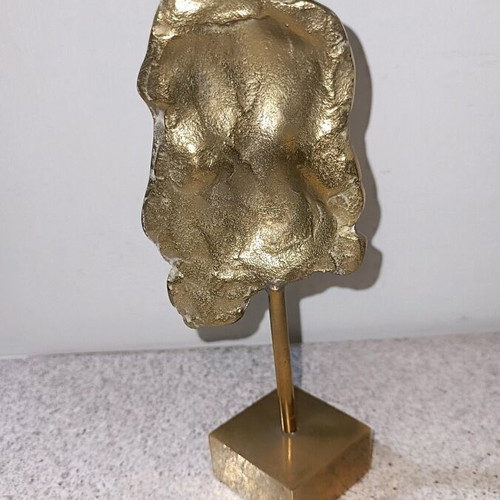 Decorative sculpture like new, signed, 17.5 cm height