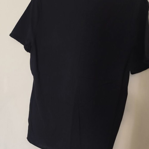 Men's blouses pack of 4 used, V-neck, colors white black purple pink, size Large