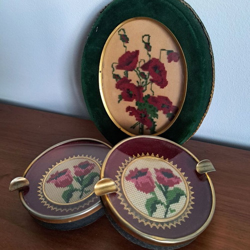Vintage decorative items from the 1950s used, set of 3 with embroidery