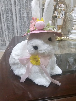 Decorative bunny like new