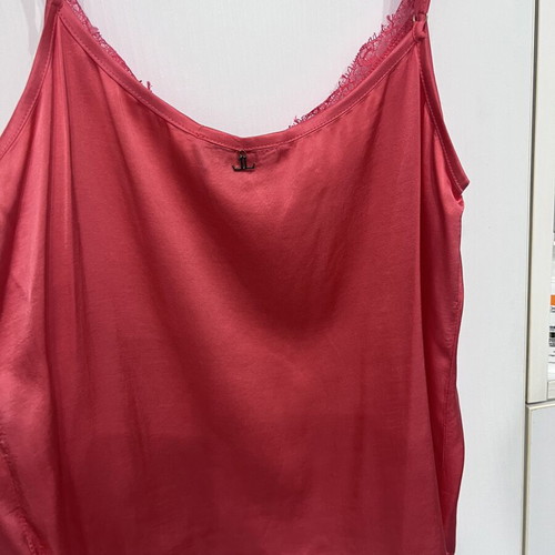 Lynne top coral red size S new