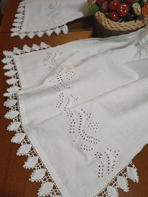 White Handmade Traditional Cutwork Runner Like New