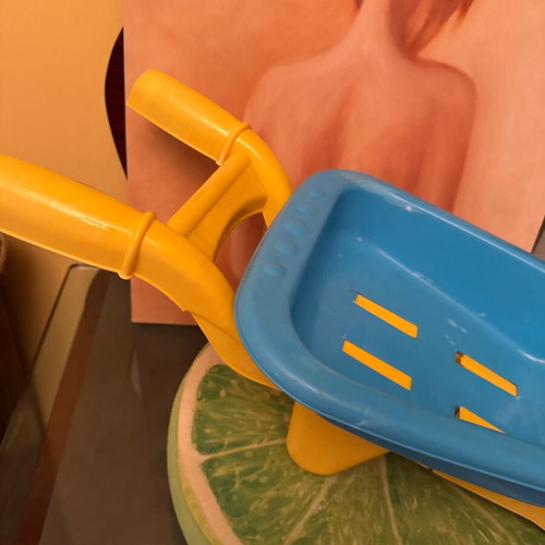 Kids Toy Wheelbarrow like new