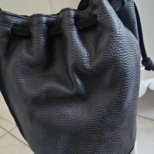 Park House leather crossbody bag like new, black