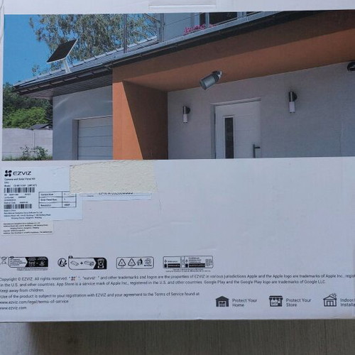 EZVIZ Wireless Camera Kit with Solar Panel like new, 1080P