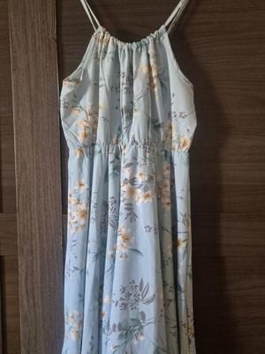 Shein summer floral dress with straps size Small like new