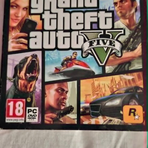 Grand Theft Auto V Retail Edition PC like new with 7 DVDs and map