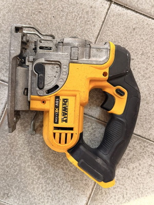 DeWALT DCS331 18V XR cordless jigsaw used, solo body
