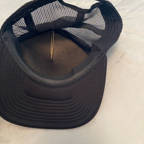 Emu Coop Quiksilver foam trucker hat adjustable, like new, size 55
