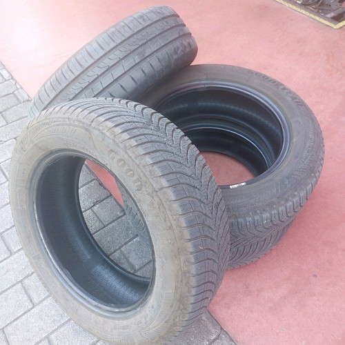 Good Year Vector 4 Seasons tires used, 3 pieces 185/65/15 in very good condition
