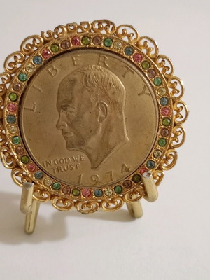 Eisenhower decorative gold-plated medal used, galvanized, vintage jewelry