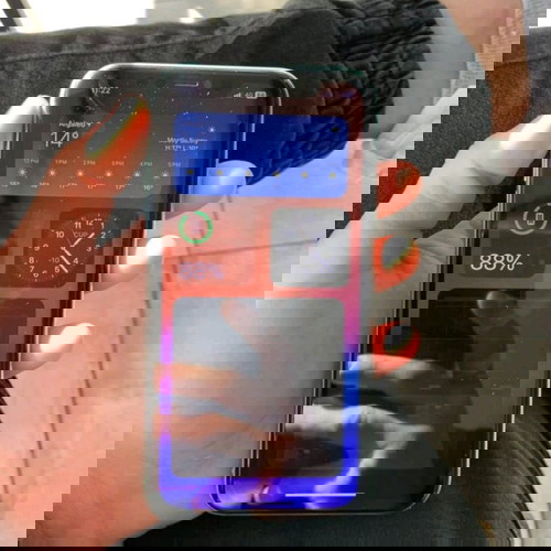 Iphone 11 в отлично състояние, 64GB, Dual SIM, зелен