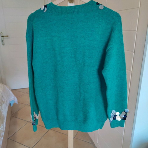 Bill Cost sweater like new, green with sequins