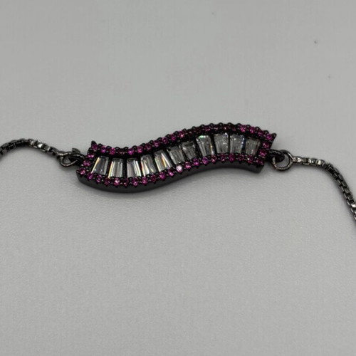 Bracelet with chain and strass like new