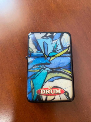 DRUM Tobacco windproof metal lighter with abstract graffiti design