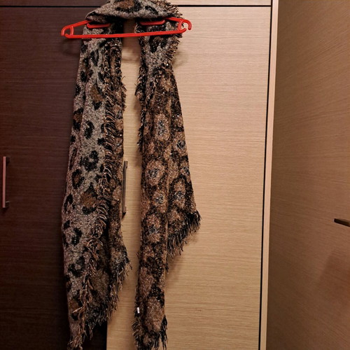 Accessories like new with lace scarf, pashmina, hats and belts