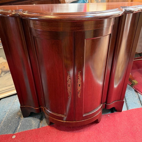 Saridis Bayou antique cabinet like new