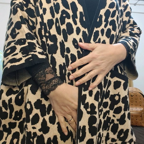 Knitted animal print oversized cardigan new with pockets