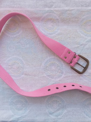 Ζώνη ροζ μεταχειρισμένη, μέγεθος 80 εκ.