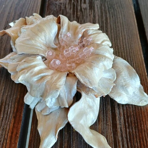 Bridal leather flower hairpin handmade new