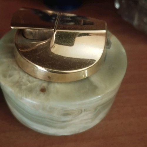 Onyx set ashtray and lighter like new with green design