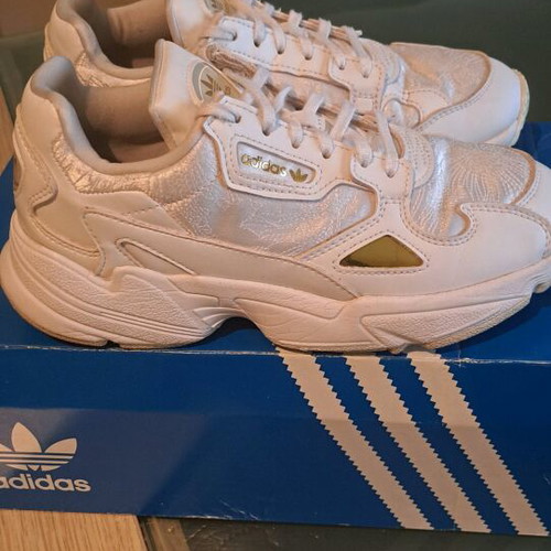 adidas gazelle silver green womens Adidas Adistar Control 5 W *Leopard* Sneaker » Buy online now! main image 0