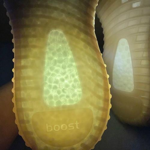 Adidas Yeezy Boost 350 V2 Flax new sneakers