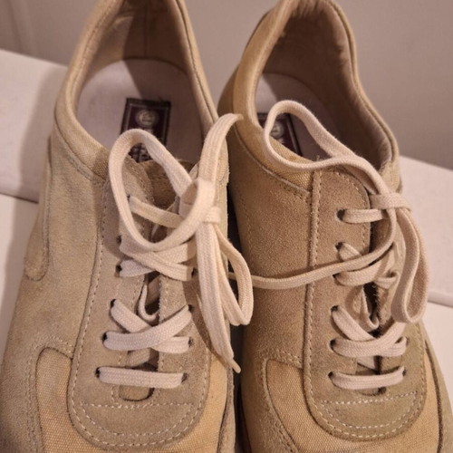 Marlboro Classics men's athletic shoes used, beige, size 41