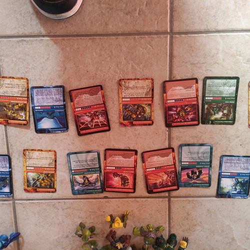 Gormiti collection used with figures and cards