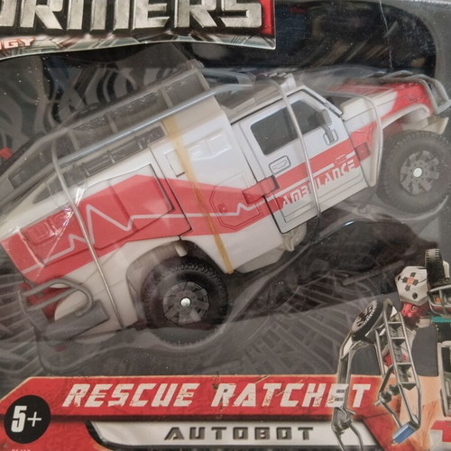 Transformers Rescue Ratchet figure like new, sealed packaging