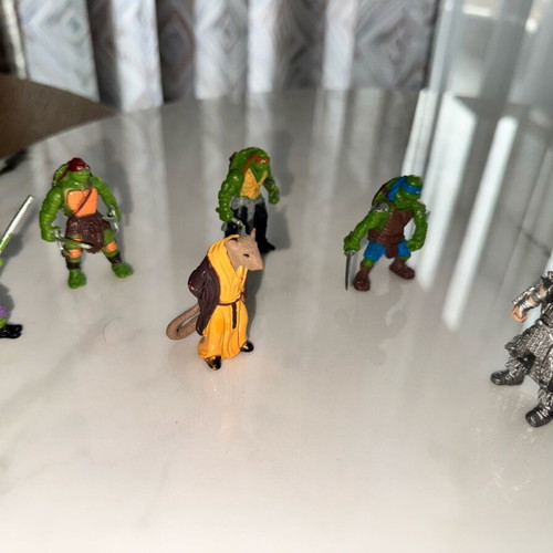 Teenage Mutant Ninja Turtles collection like new without marks