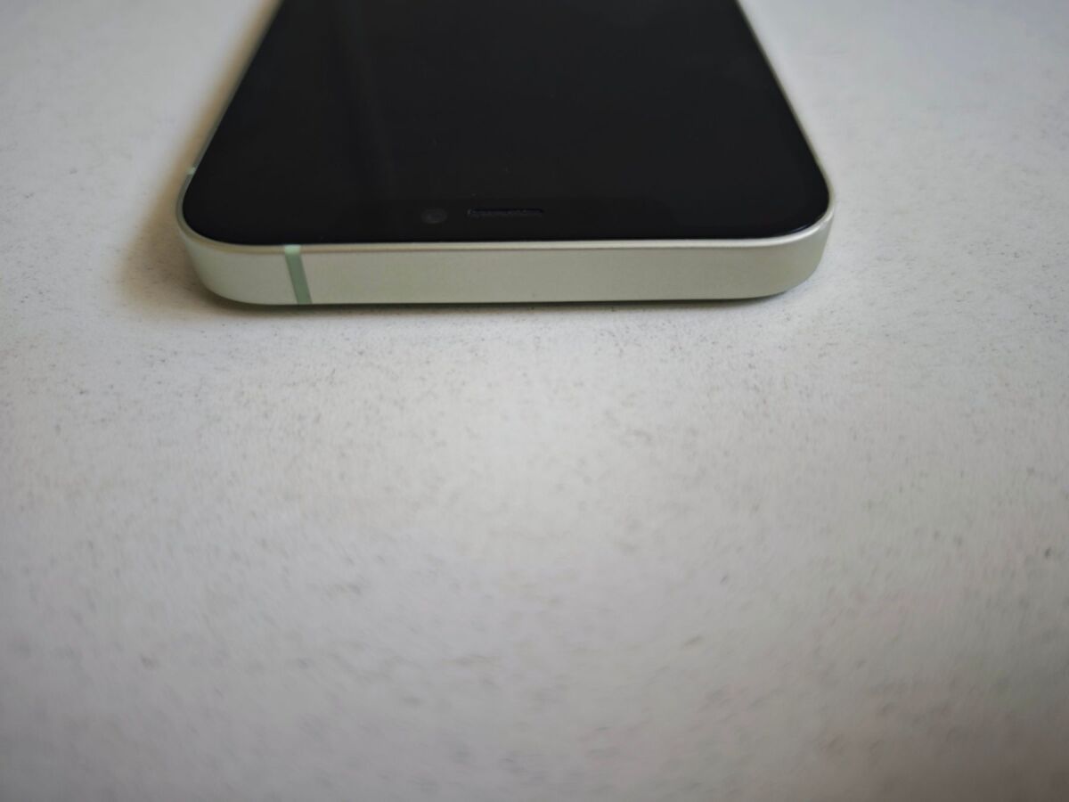 Apple iPhone 12 64GB Mint Green like new - € 180,00 - Vendora.cy