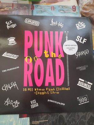Punk on the Road vinyl record like new, 16 all time punk classics