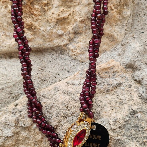 Vintage multilayer necklace with genuine garnet and gold-plated clasp