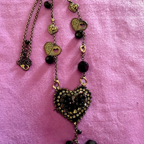 Vintage Statement Necklace with Black Heart, Zirconia & Romantic Gothic Details used