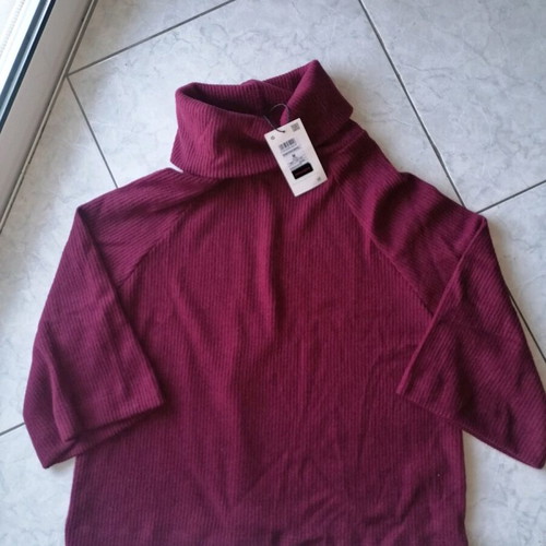 Pink Woman women's 3/4 sleeve pullover sweater new, red size M
