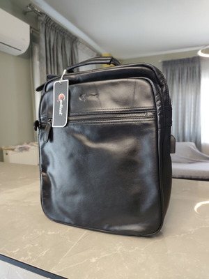 Ανδρικό δερμάτινο σακίδιο πλάτης Cardinal 11 L 8388 black καινούριο