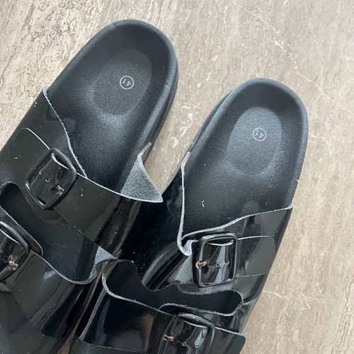 Black slippers size 41 used