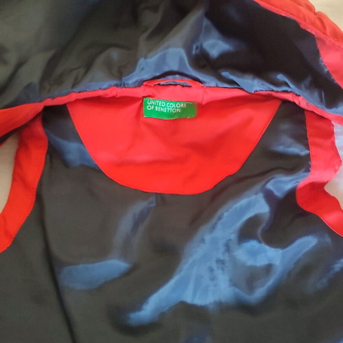 Benetton kids red sleeveless vest used for 2-3 years