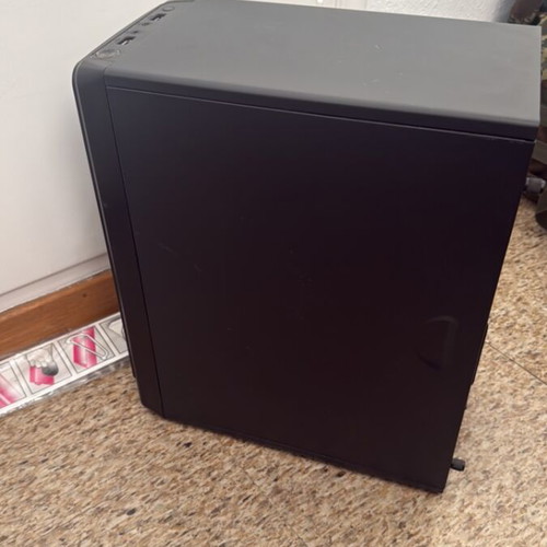 Midi Tower Case used in good condition