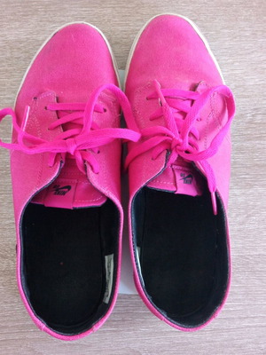 Nike sneakers used, fuchsia, size 38.5, athletic