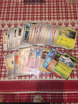 Pokémon cards Paldea Evolved set, like new, 91 singles
