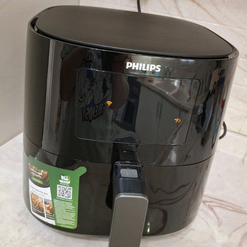 Air Fryer Philips like new, very lightly used