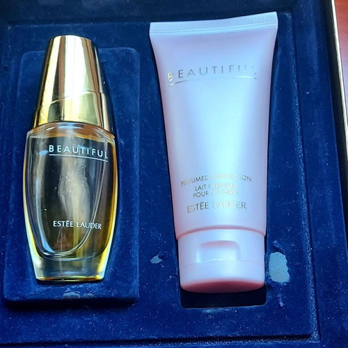 Estee Lauder Beautiful gift set used, Eau de Parfum 30 ml with body lotion
