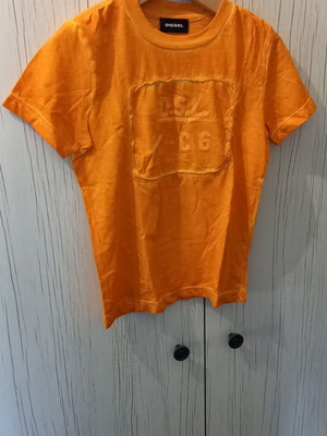 Diesel t-shirt for boy 5 years old, yellow, like new