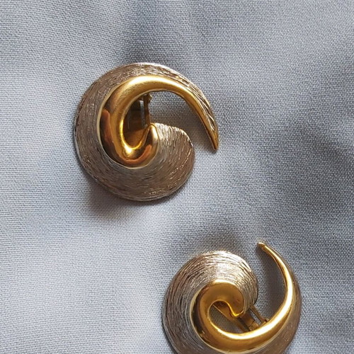 Earrings women's two-tone with clip used, gold and silver