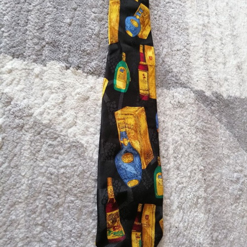 Vintage Pagoni tie used with minor wear
