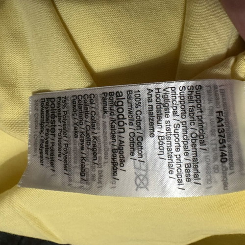 Lacoste t-shirt XL, yellow