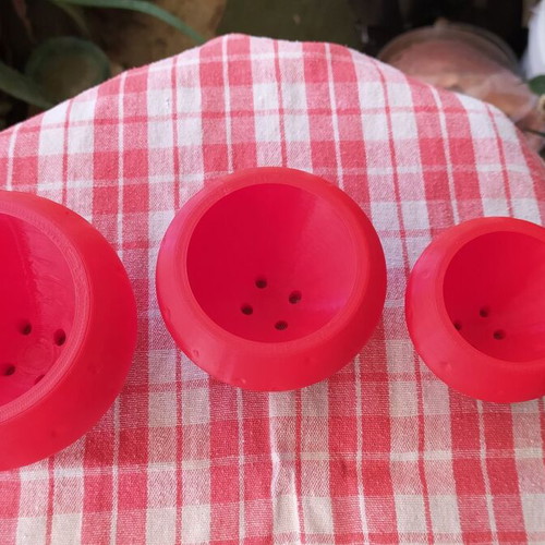 Strawberry flowerpots set of 3 3D printed new
