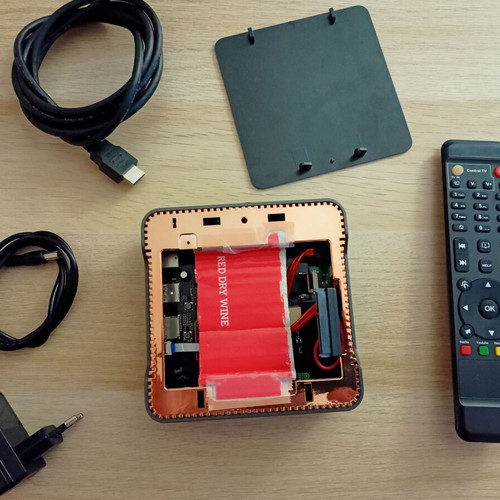 Android TV Box A95X MAX with 4GB RAM and 64GB ROM